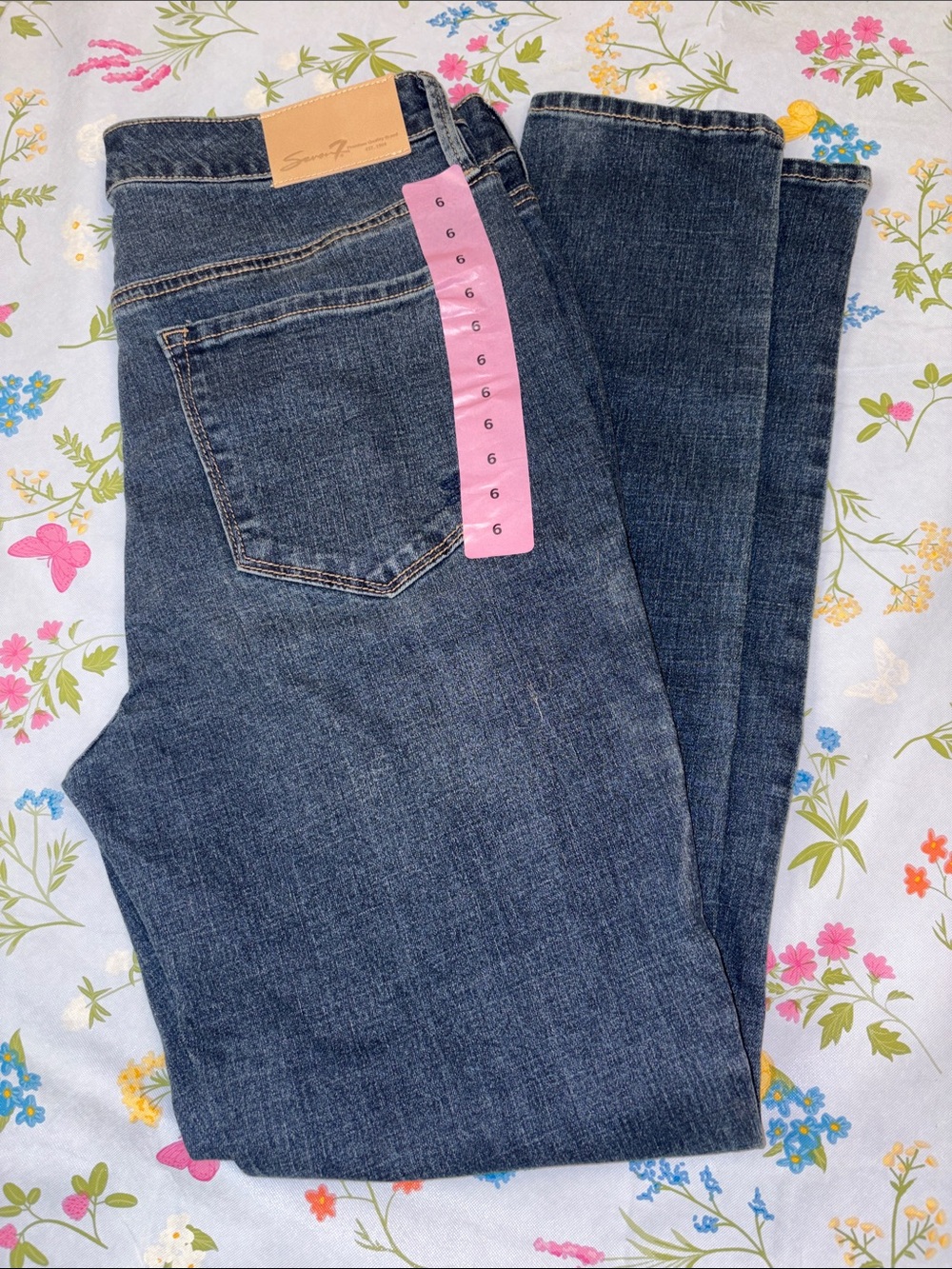 Seven 7 Women’s Skinny Jeans in Dark Blue Wash Size 6 NWOT